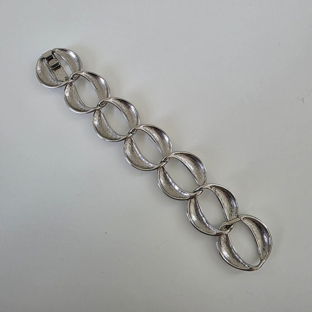 Vintage Silver Tone Link Necklace and Bracelet Set Statement Chunky Chain Bold - Picture 6 of 11